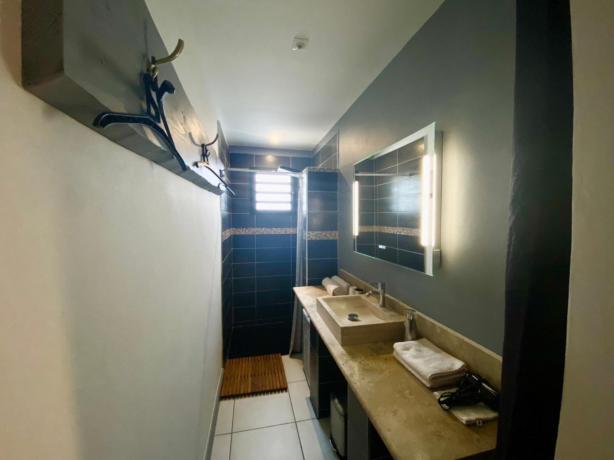 Hostal 170 Room 15 Service Appartement Льо Тампон Екстериор снимка